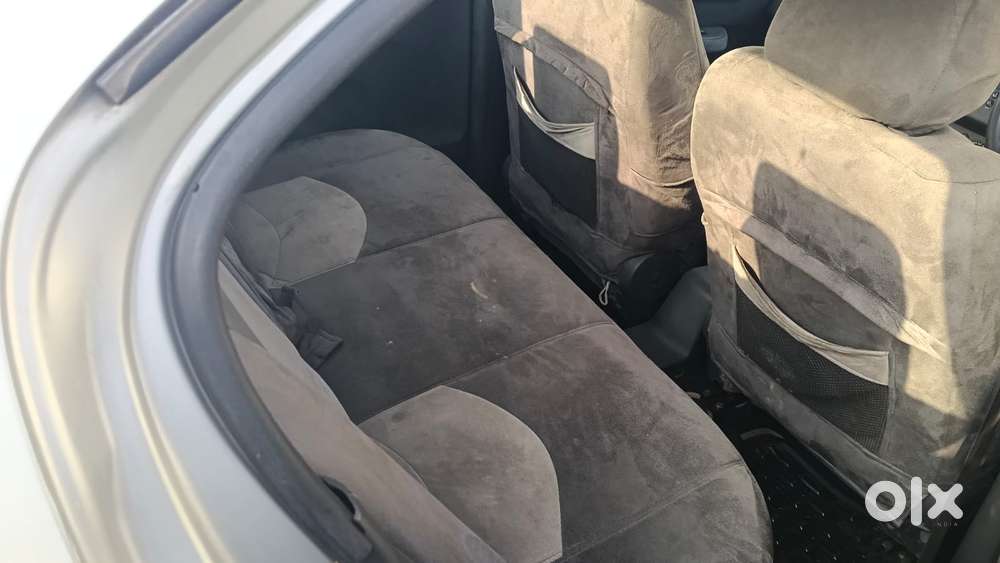 Maruti Suzuki Swift Dzire Vxi Optional, 2011, Petrol
