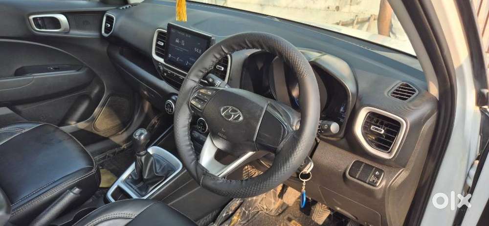 Hyundai Venue 1.2 S Plus, 2022, Petrol