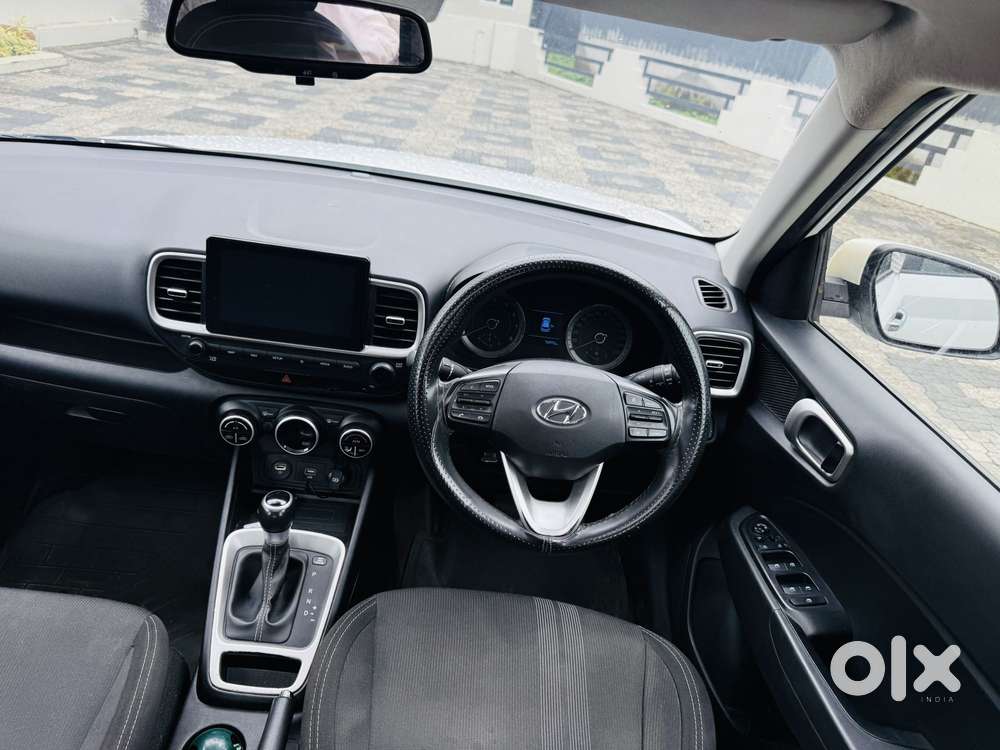 Hyundai Venue 1.0 Sx Turbo Dct, 2019, Petrol