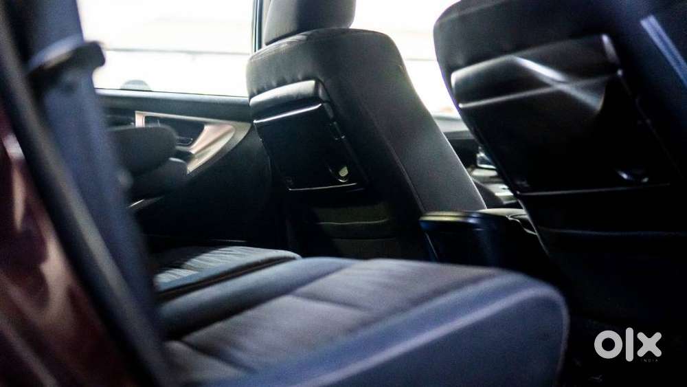 Toyota Innova Crysta 2.4 Vx Mt, 2018, Diesel