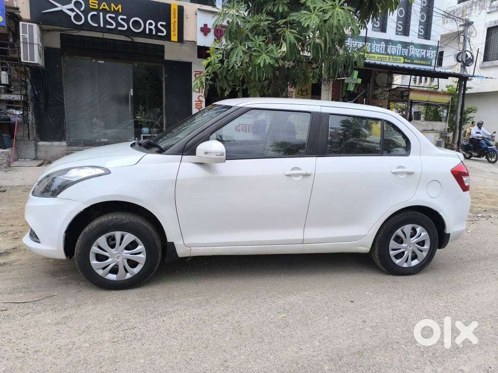 Maruti Suzuki Dzire 1.2 Vxi, 2016, Petrol