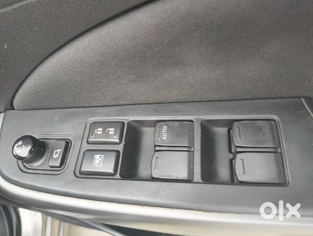 Maruti Suzuki Swift Vvt Zxi, 2022, Petrol