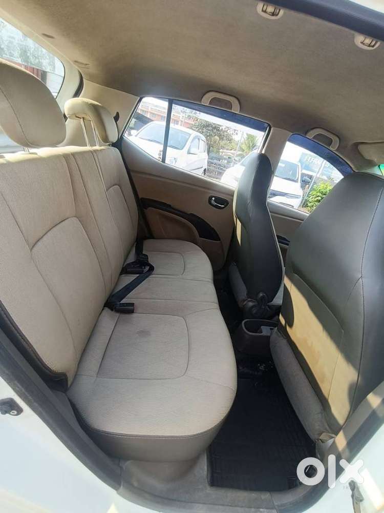 Hyundai I10 Sportz, 2012, Petrol