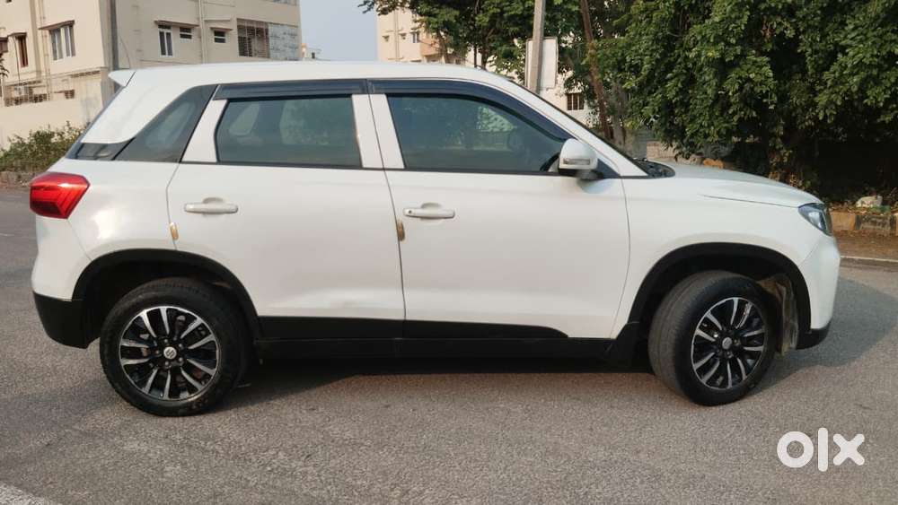 Maruti Suzuki Brezza 1.5 Vxi Smart Hybrid, 2021, Petrol