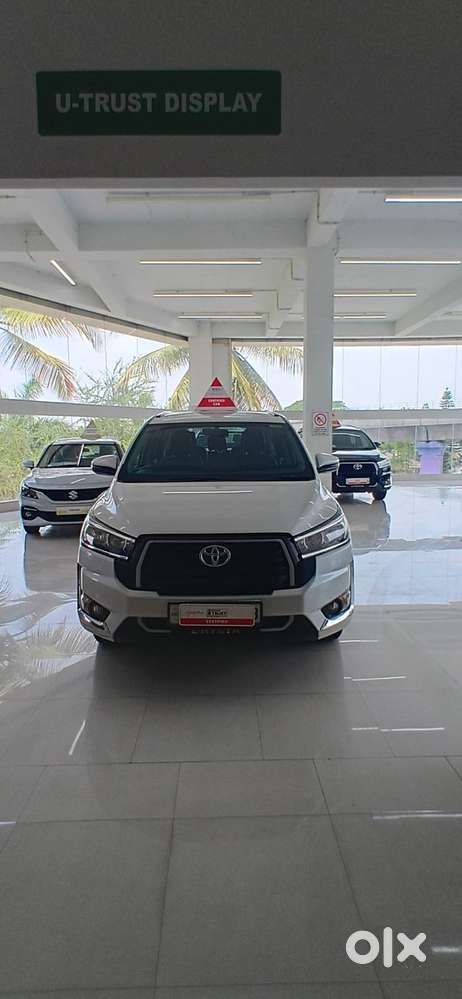Toyota Innova Crysta 2.4 G Mt, 2023, Diesel