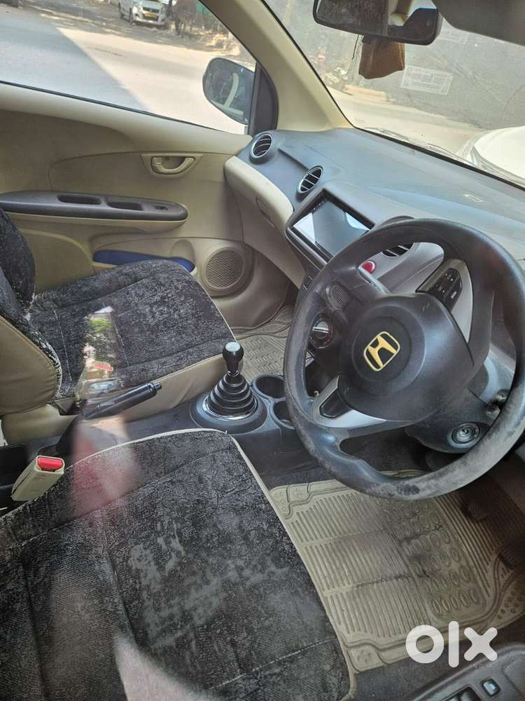 Honda Brio 2012 Petrol Well Maintained