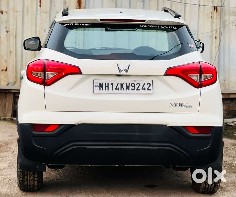Mahindra Xuv300 W4, 2023, Petrol