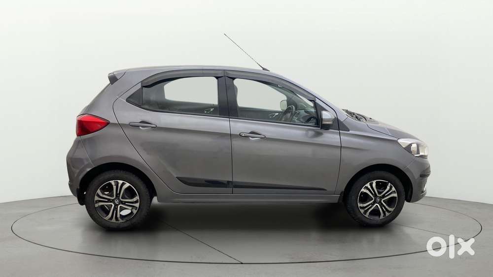 Tata Tiago 1.2 Revotron Xza, 2019, Petrol