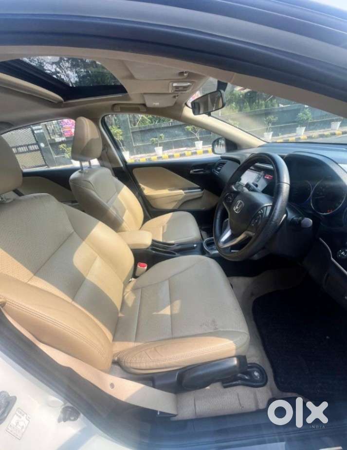Honda City V At Sunroof, 2015, Petrol