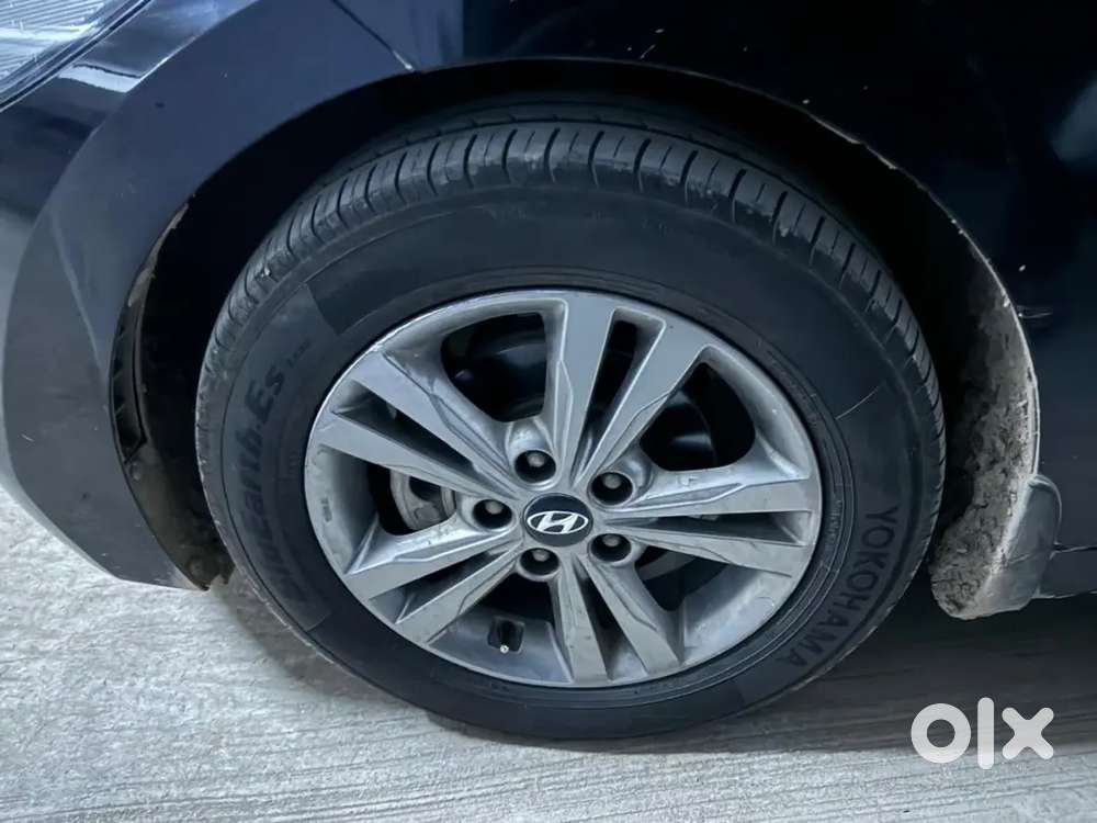 2019 Hyundai Elantra S  Well Maintained  Low Km  Urgent Sale