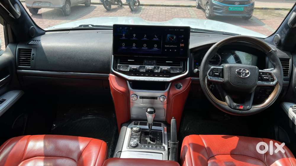 Toyota Land Cruiser [2015-2020] 4.5 Vx Lc 200, 2014, Diesel