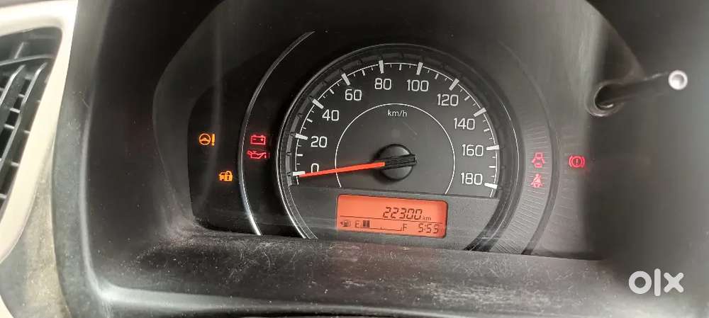Mujhe Kar Bahut Acchi Lagti Hai Wagonr