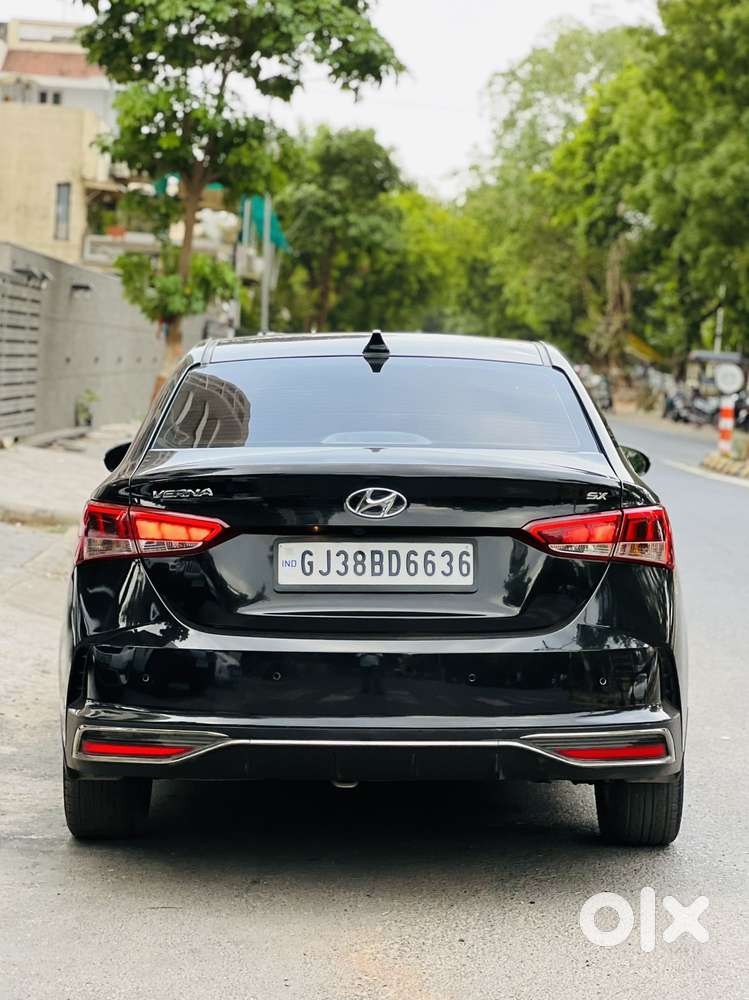 Hyundai Verna 1.5 Sx (o) Diesel At, 2022, Diesel