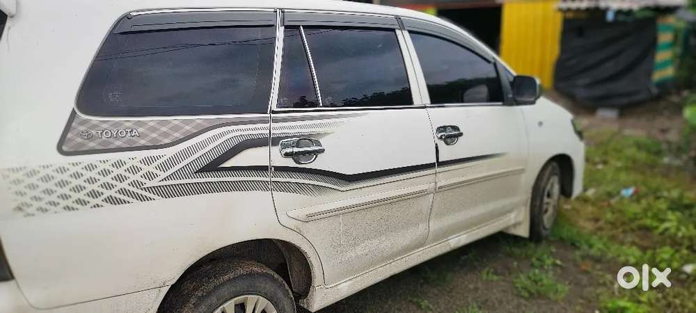 Toyota Innova 2013 Diesel 173000 Km Driven
