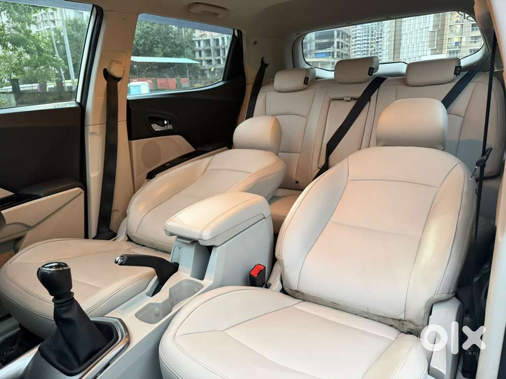 Mahindra Xuv300 W8 Option, 2024, Petrol