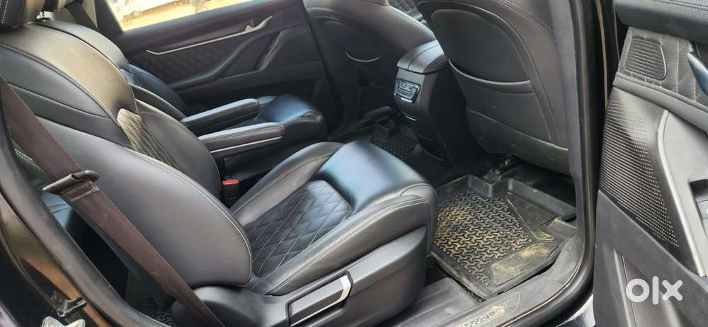 Mg Gloster Blackstorm 7 Str 2.0 Twin Turbo 4wd, 2024, Diesel