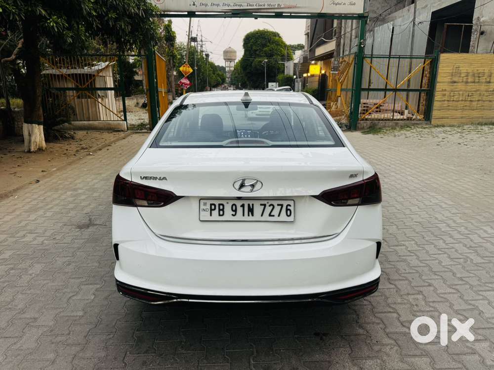Hyundai Verna 1.5 Sx Vtvt Ivt, 2021, Petrol