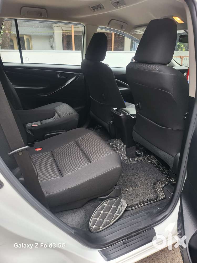 Toyota Innova Crysta 2.4 G Plus Mt 7 Str, 2025, Diesel