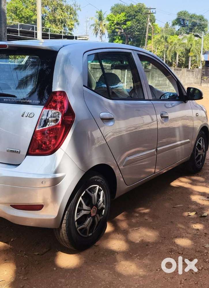 Hyundai I10 Sportz, 2012, Petrol