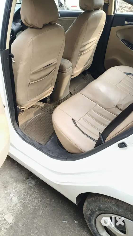 Hyundai Verna 1.6 Ex 2012