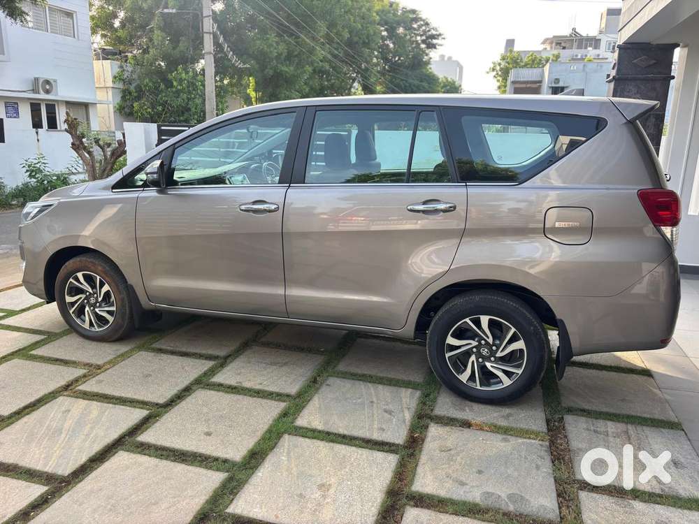 Toyota Innova Crysta, 2023, Diesel