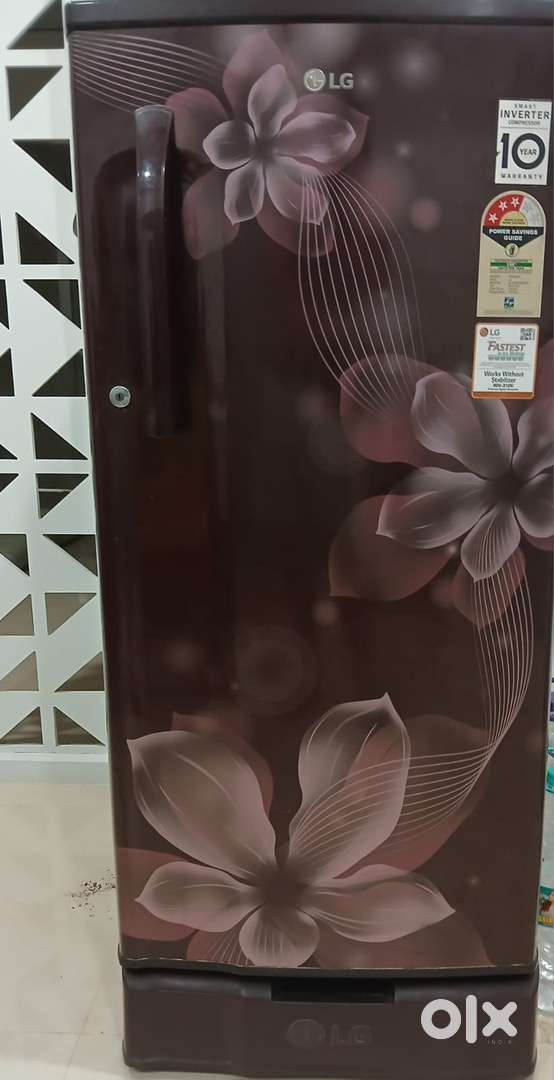 Single door six year old LG fridge for 5800 only