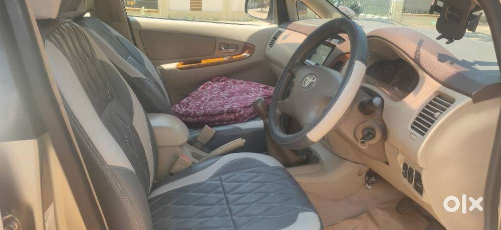 Toyota Innova 2.5 V 7 Str, 2008, Diesel