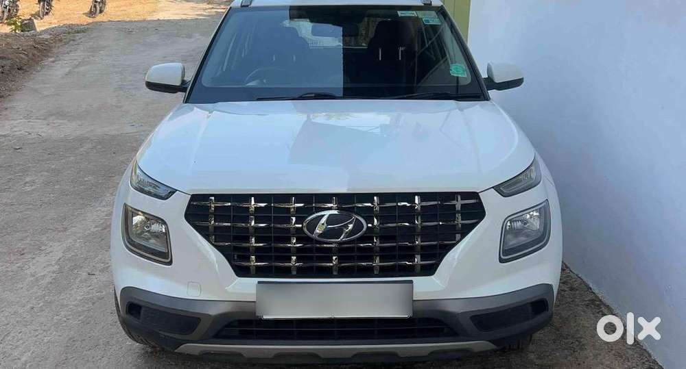 Hyundai Venue 2020 Petrol Good Condition