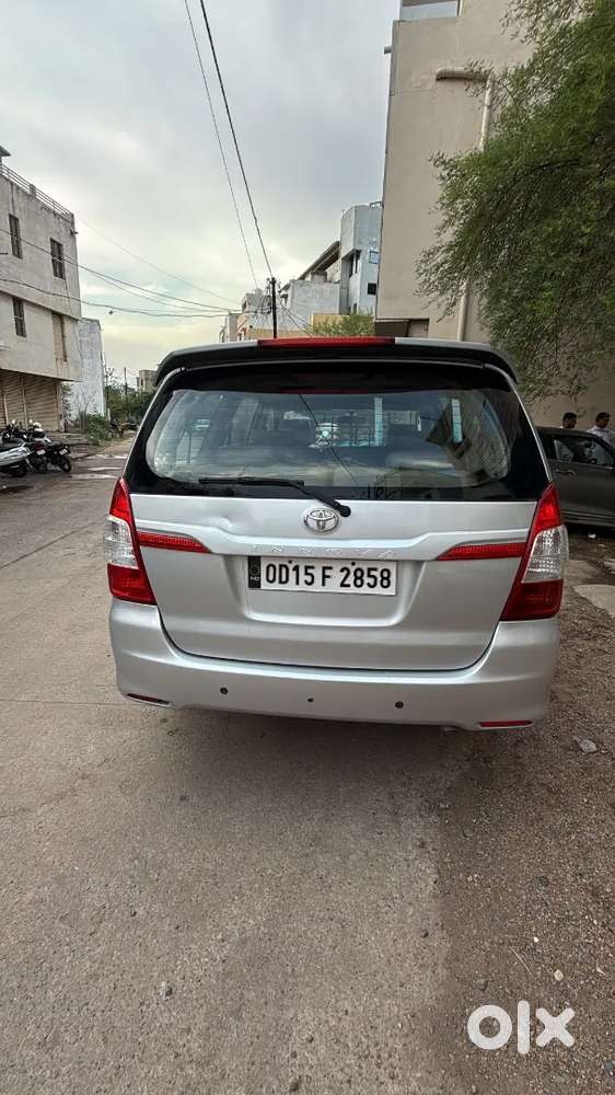 Toyota Innova 2016 Diesel Well Maintained