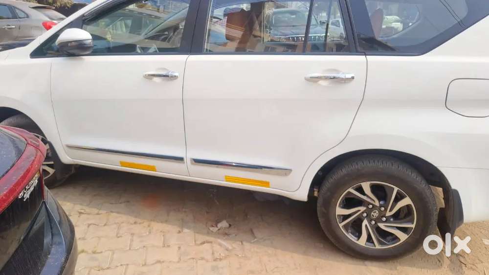 Toyota Innova Crysta 2026