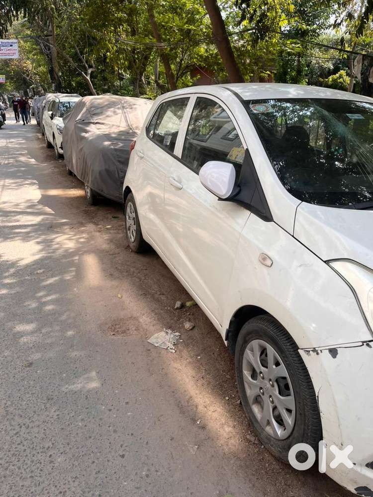 Hyundai Grand I10 2015 Petrol 54000 Km Driven