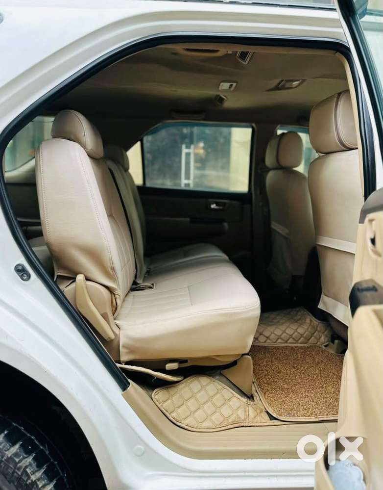 Toyota Fortuner 3.0 4x2 Automatic, 2012, Diesel