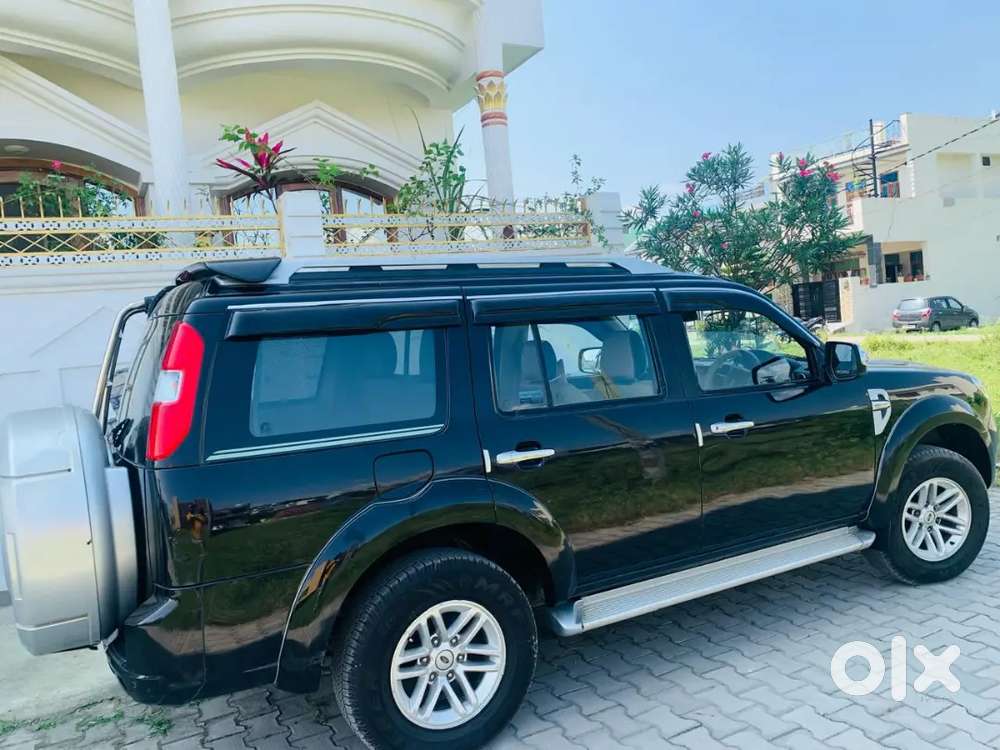 Ford Endeavour Sport 4X4 2011 model location dehradun chanderbani