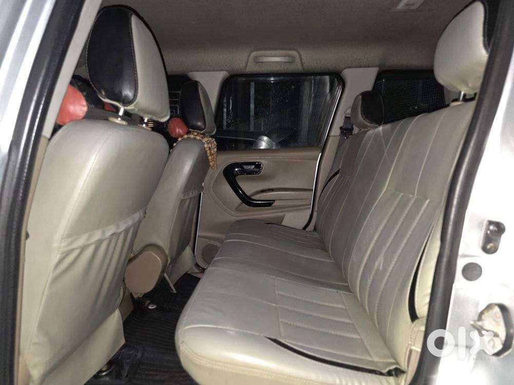 Mahindra Tuv 300 T6 Plus Amt, 2016, Diesel