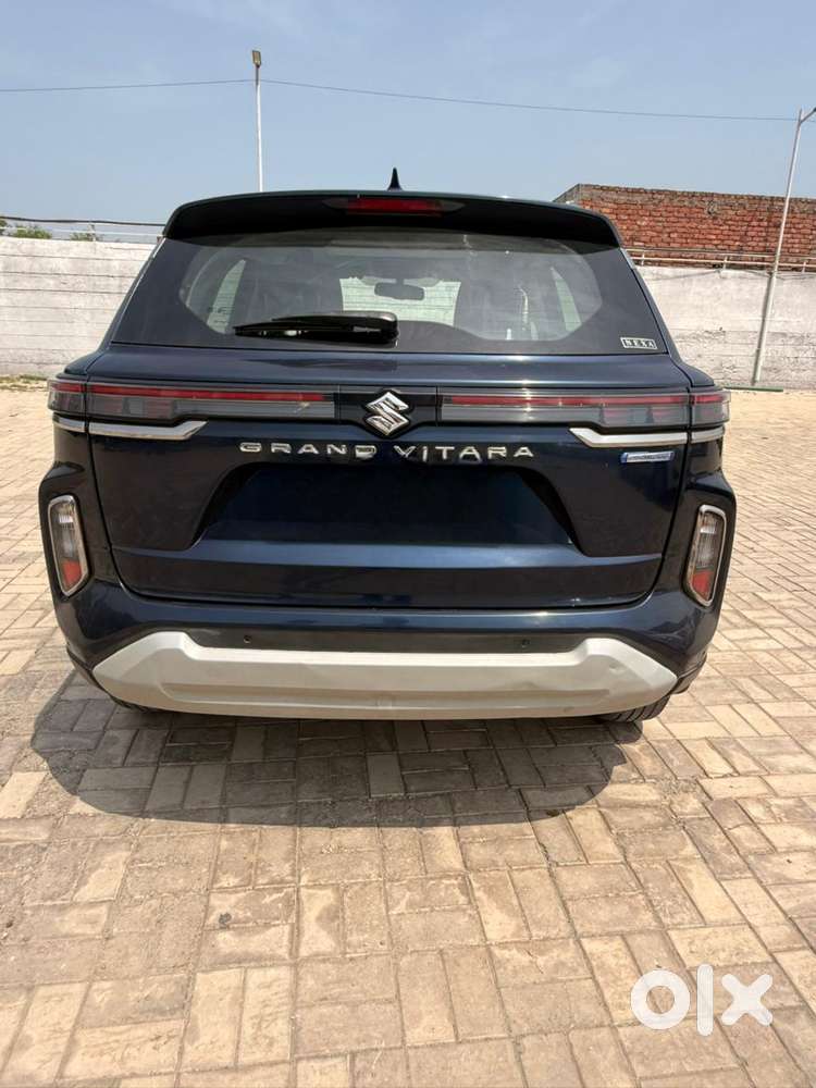 Maruti Suzuki Grand Vitara Smart Hybrid Alpha, 2022, Petrol