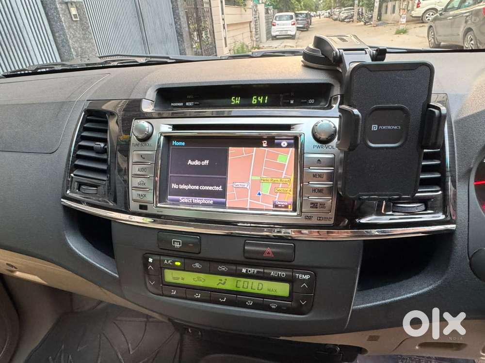 Toyota Fortuner 3.0 4x2 Automatic, 2015, Diesel