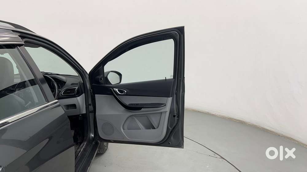 Tata Tiago Xz, 2020, Petrol