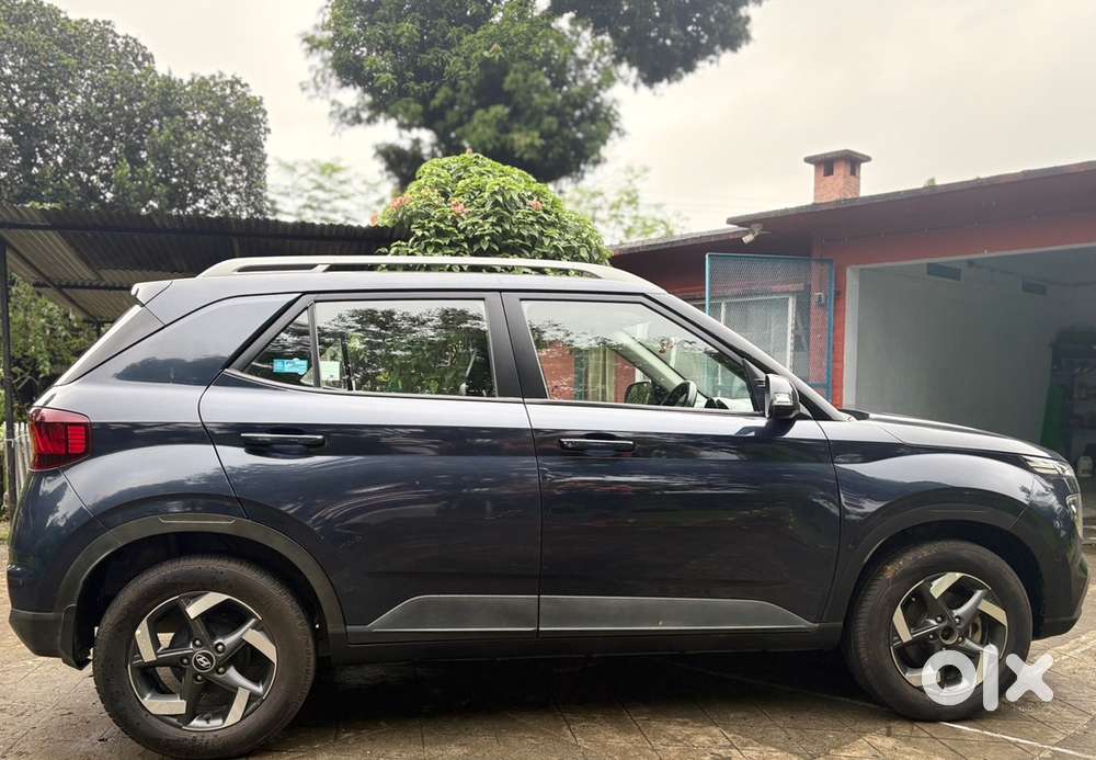 Hyundai Venue Petrol 2019