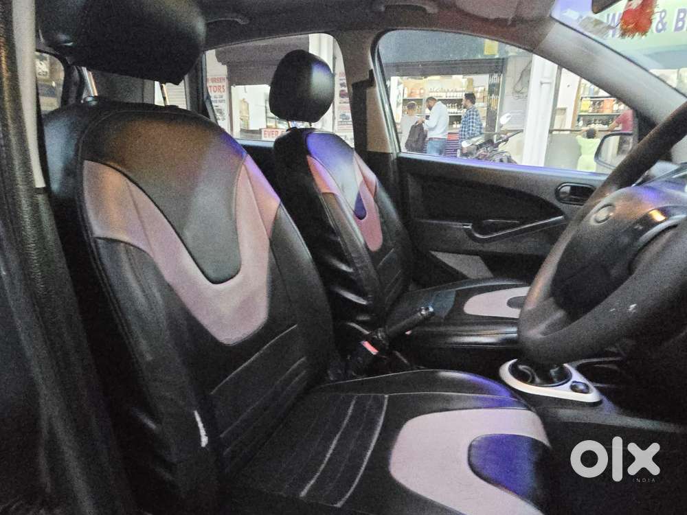 Ford Figo 1.2p Titanium Opt Mt, 2015, Petrol