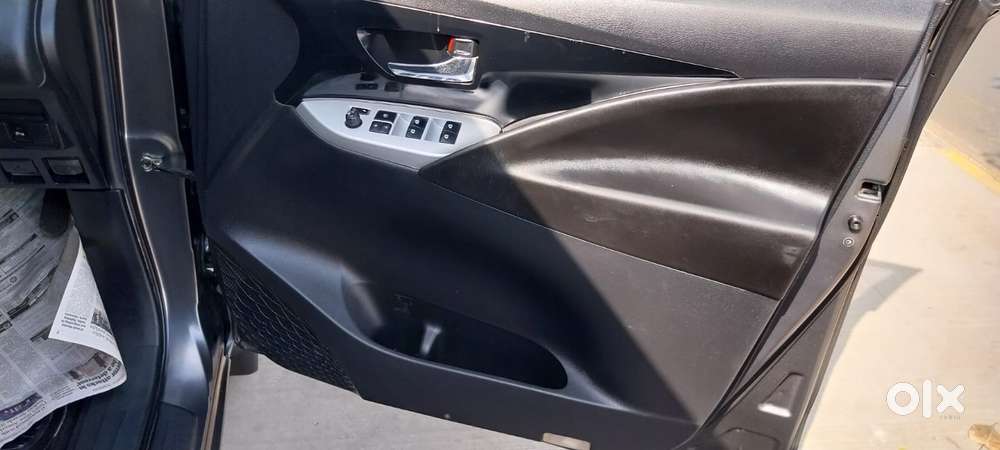 Toyota Innova Crysta