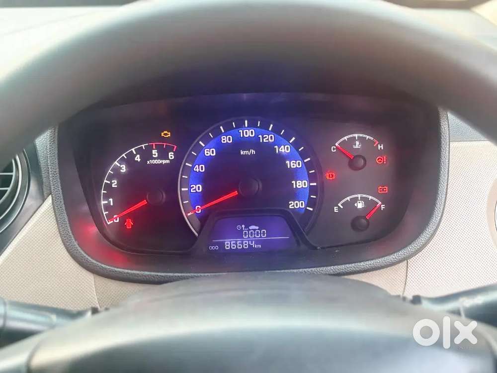 Hyundai Xcent Crdi 2015 Model