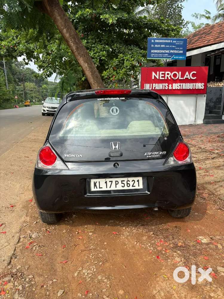 Honda Brio 2016 Petrol Well Maintained