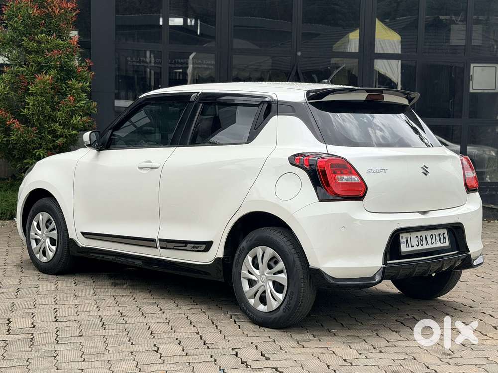 Maruti Suzuki Swift Vxi Ags, 2023, Petrol