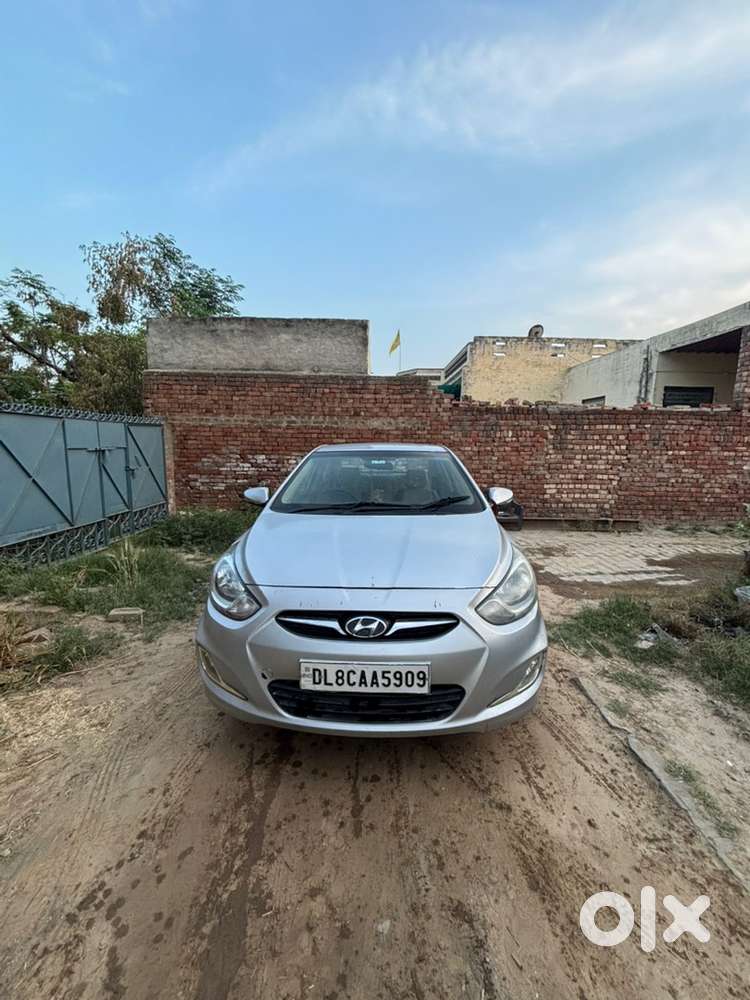 Hyundai Fluidic Verna 2012