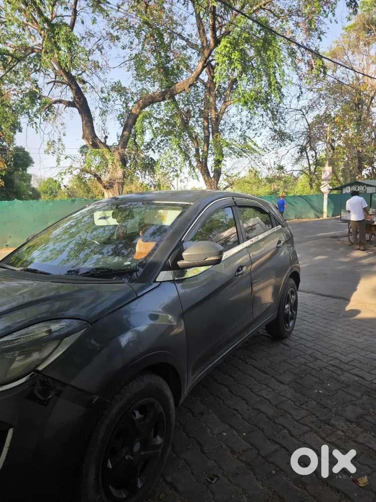 Recently Serviced At Tata ,bill Of 2.5l Available At Tata