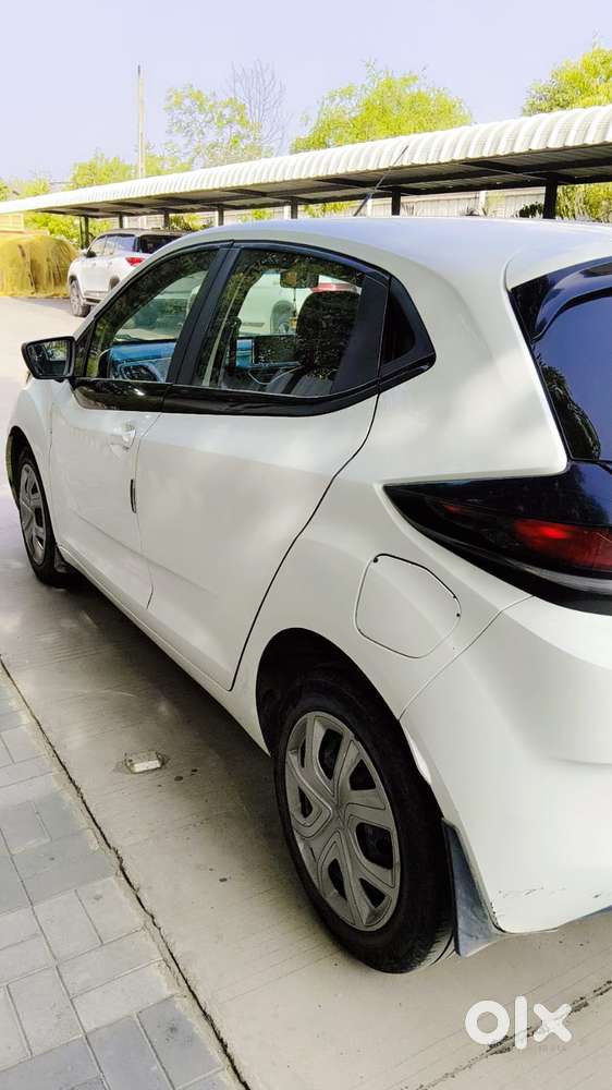 Tata Altroz Xm Plus Icng, 2023, Cng & Hybrids