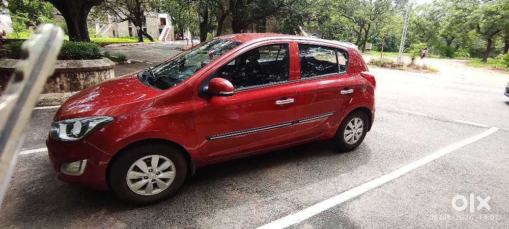 Hyundai I20 2013 Petrol 890000 Km Driven