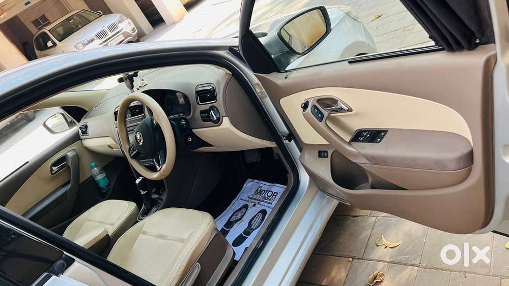 Skoda Rapid 2015 Diesel Top Model Well Maintained