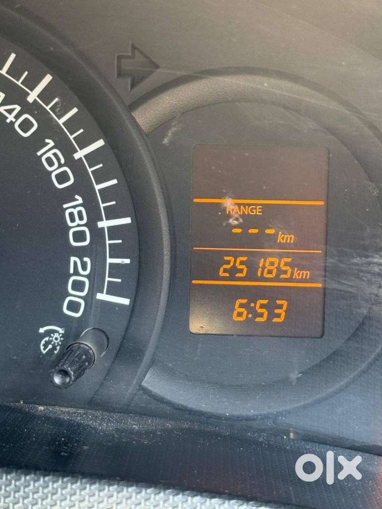 Maruti Suzuki Swift Lxi Optional-o, 2014, Petrol