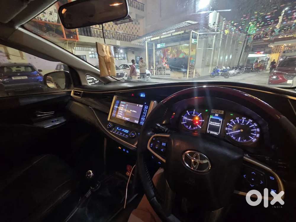 Toyota Innova Crysta 2018